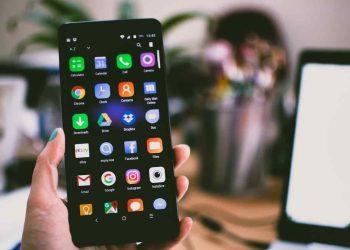 WhatsApp, Snapchat, PayPal अश्या अनेक टेक कंपन्यांचा आहे थेट युक्रेनशी संबंध ! वाचा संपूर्ण माहिती 